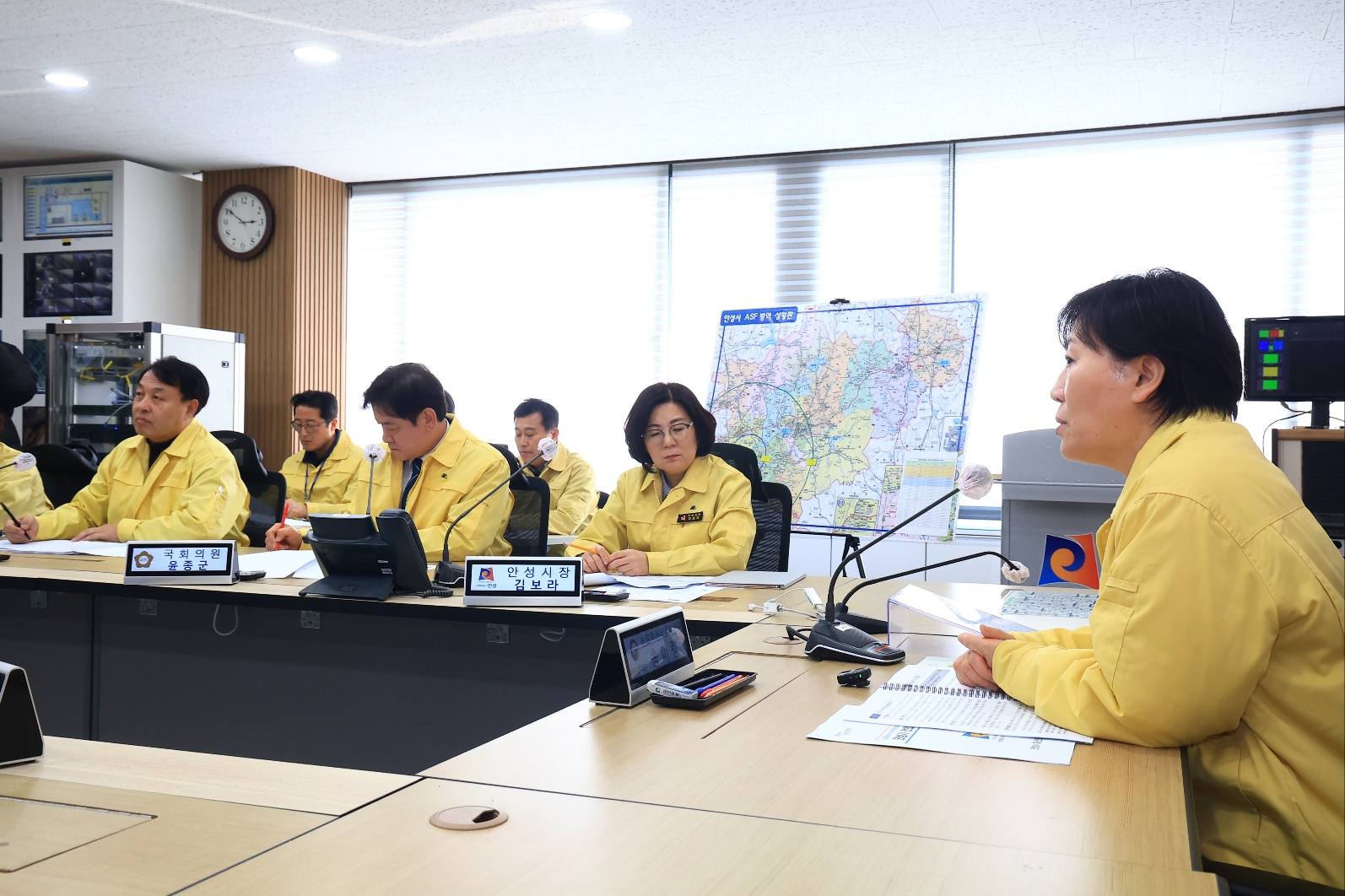 송미령 장관, 가축전염병 방역현장 점검